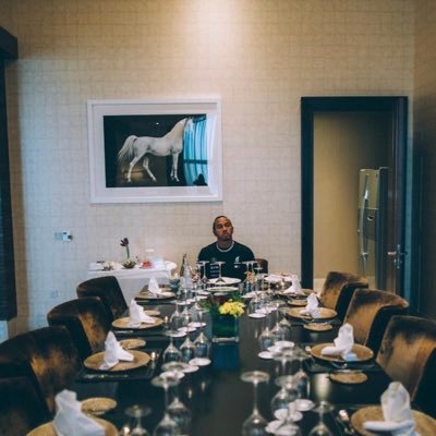 JordanRhymeez's profile picture. throne sitting