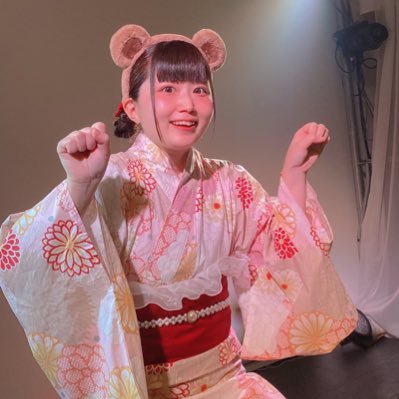 声優•役者🍡和ませ狸の和狸「わたぬき かなえ」です!🍙元動物看護師🐕、まるいもの🐹、喋ることが好き🐥🩷TVアニメ『#もっとアニマルパークへいこう!』こよね役 #和狸かなえ_出演🍁落語高座名▶︎和ませ亭ぽんぽこ丸🐾公式HP▶︎(https://t.co/l0i1IhQRJ0)芝居で心の治療中❣️