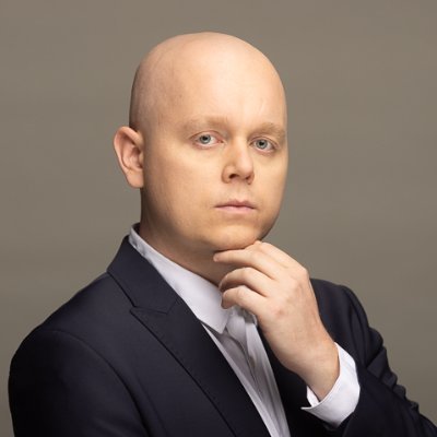 osinskikarol_'s profile picture. Dziennikarz https://t.co/7REYG4aYo6 
Madridista 👑