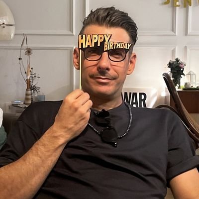 Francesco32425's profile picture. DALLA MIA PARTE fuori ora ! 💙

1er octobre, Arènes de Vérone 🏟️

Biglietti DALLA TUA PARTE TOUR 2026 👇

Voir la traduction