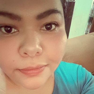 gabiiolverac1's profile picture. No mires atrás y preguntes ¿Porque? .. Mira adelante y pregunta ¿Porqué no?