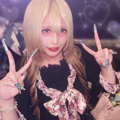 大阪ミナミに住み着いた孤高のバンギャ戦士🎀文章書いたりV系モノマネメイクぼちぼちやってます/TikTok ▷▶https://t.co/H3vUCYFrDwライブ映像やメイク類はハイライトに🕊️会える@nekura_misogiお仕事やご相談お気軽に💌