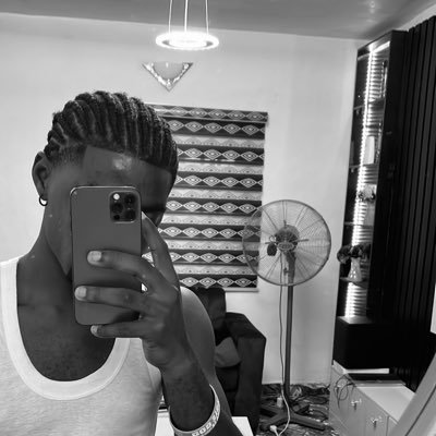 josephben667's profile picture. bios are overrated 🥴