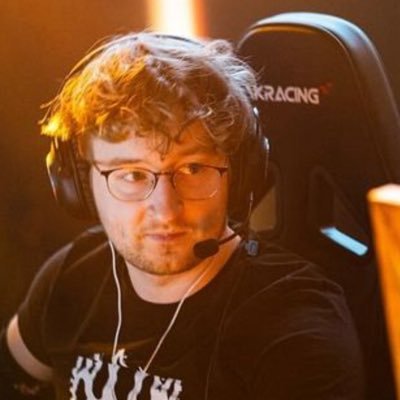 🇩🇪 Professional VALORANT player for ? Former BIG, Alliance, NiP and more https://t.co/SbJyF5YrmQ Mail for business: luckeRRR@outlook.com