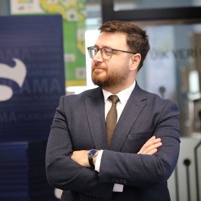 ali_guney_'s profile picture. Edebiyat  - İnovasyon