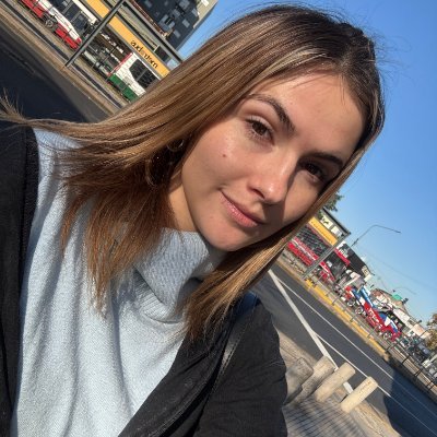 AadanDugsi's profile picture. flirting with danger and you💕