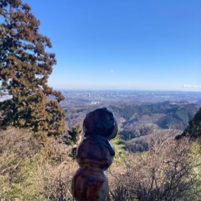 一次産業は国にとって基礎の様に大切な部分、ここを軽視してはいけない!しかし今 現状、日本の一次産業は衰退の一途を辿っているそうした状況をどうにかして食い止めて日本の一次産業を盛り上げたい!そう言った思いを持っている高校生です
