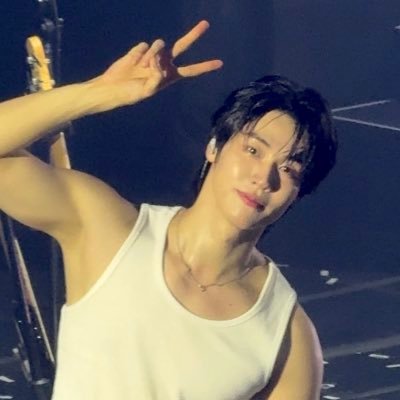 mynf_log's profile picture. 우리가 남긴 많은 점들과, 끝나지 않을 새로운 순간*･ﾟ｡⁺⊹🪽