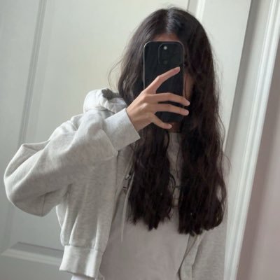 GilaniHaniya's profile picture. 🇵🇰 - Eyekon