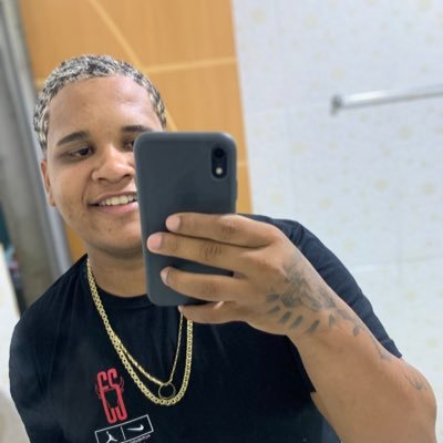 Jovem abençoado Deus é Fiel..🤴🏾🥰 Sdds eterna: Vo celi, Vo maria ❤️✨✨ 01 do titi PUTAO do Antares VK❤️🥋🚩Papai da Layra Vitória 💖😍 Insta: @gigante_sabio01