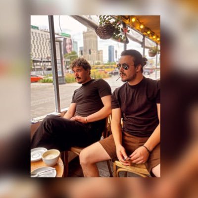 Ahmetshbzz's profile picture. Ölmekten bahsederken ölmezsin sırıt.🇹🇷🇵🇱