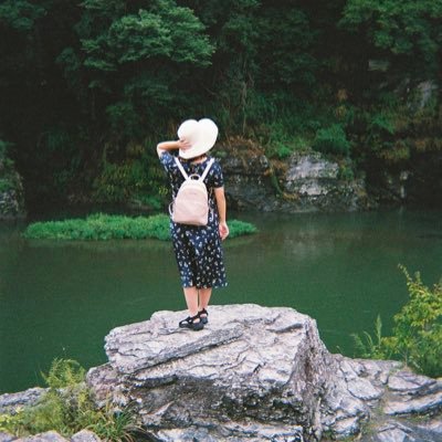 wine_daisukibu's profile picture. 東京のどこかの学芸員￤気軽にフォローどうぞ🌟☕️