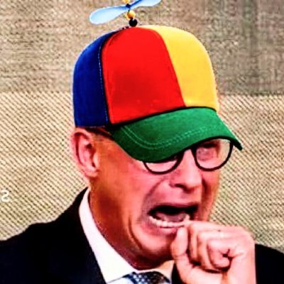 HeinBol's profile picture. Demokratie = Herrschaft der Dummen, Faulen, Korrupten. Kurz: Parasiten.

Bald wird jeder von uns jemanden kennen,
der an 🔪Migration🎳🚗  gestorben ist.