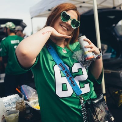 28 • sagittarius • swiftie since 2006 • philly sports fan • bully breed mom • personality hire IG/venmo: jackiesarahb