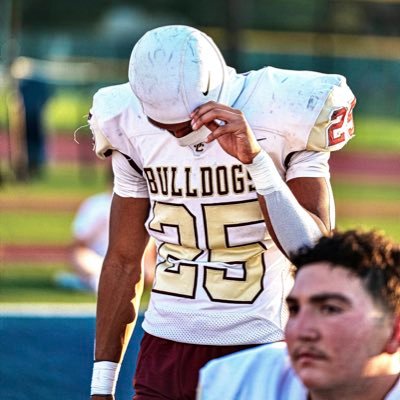 5’11,166lbs, C/O 2028,Runningback, Summercreek high school, Phone # (346-600-3418) , 4.50 40 yd dash, 225Lb Bench,395Lb Squat, 3.9 GPA,6’8 high jump