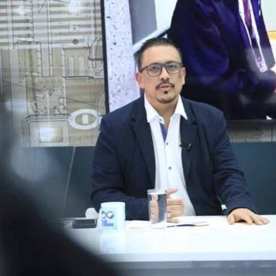 Abogado/ Notario/ Maestro Ciencia Política 🇸🇻- Esp. Anticorrupción- Catedrático U- Marista- Sindicalista- Ex Candidato a Diputado Vamos La Libertad