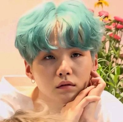 If you'll listen to our music without prejudice, you will like it
-Min Yoongi
_________________________________________
she/her 21+ | multis, solos gtfo❗