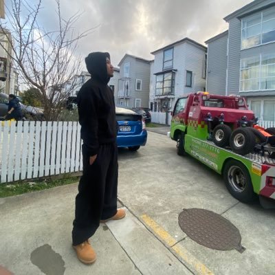 doni1229360's profile picture. 