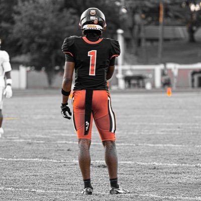 Co/2026/6”2 ★★★★☆DB cocoa high school.4.3 Gpa:God first,family ,football(321-863-2319) Head coach #:9545473856 https://t.co/2H7aqM5g10