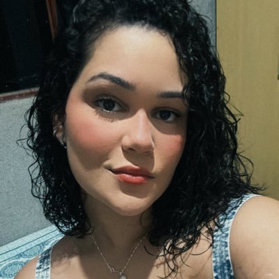 23 anos, jogo lol, leio uns livros, protejo as crianças e estudo pra concursos 🫶🏻