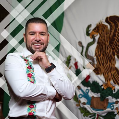 Orgullosamente michoacano, de la tierra caliente. Diputado local, coordinador del Grupo Parlamentario del PT. ¡Tu amigo!