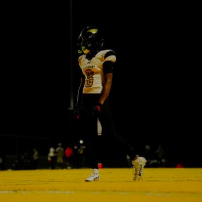 waldorfsfinest_'s profile picture. 2027 • 6’1 170 • WR/RB/CB • Hewlett Sports Academy (HSA)(MD) • Cell 301-710-4669