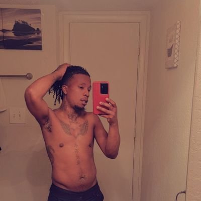 #tulsaoklahoma | passionate Throat Goat 🤤| bomb Bussy 🔥| Ask for my Snapchat 👻| Bottom 🍑 | Your secret safe with me Gang 🥷🏾💯| sharing my fantasy 🫠🥵🫦