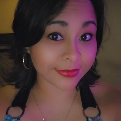 Childfree| Horror fan| mediocre gamer| crafter | FDT| Pokemon trainer (team Valor / LVL 44 / 5455 7660 0219) | Twitch affiliate: https://t.co/H2Ae1G0w3G