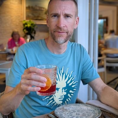 dominiqueluethy's profile picture. tech, macro, marketing - and a good laugh.