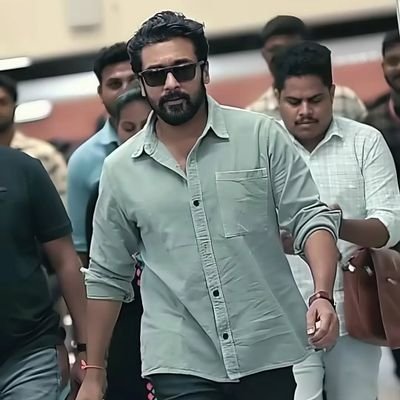 திரையை கடந்து சூர்யாண்ணாவின் நிஜவாழ்க்கையையும் நல்ல மனதையும் பெரிதாக கொண்டாடும் பெரும் கூட்டத்தில் ஒருவன் 🙏 @Suriya_offl 🔥