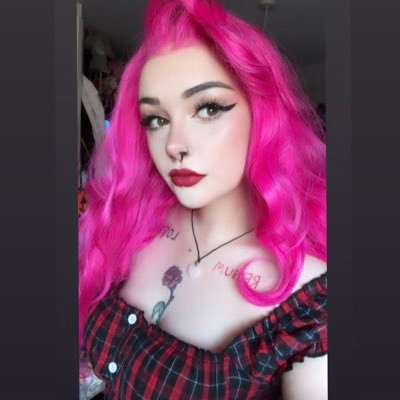 27• i just really like monster high, dead by daylight and horror movies • Scottish streamer •