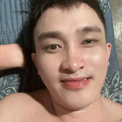 bngbin698726's profile picture. 