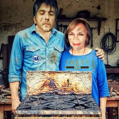 apartidista, solo me mueve el amor por México
- Eso diría si fuera un pinche facho hipócrita de mierda
Amlo su padre.