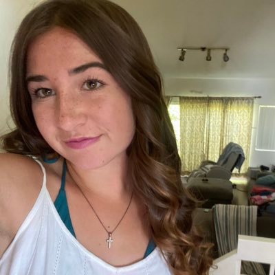 Janeh3gg's profile picture. in love with simplicity | living softly | creating beauty in small things