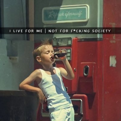 KampsHils's profile picture. To live a good lfy one need to hustle hard💪🇿🇲🖤🖤