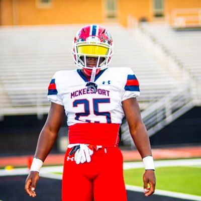 Linebacker | Wingback | Nickel| 2028 |Mckeesport Pa | 5’11 198lbs | Romans 8:18✝️Gmail:makai.daniels@gmail.com #267-235-6435
