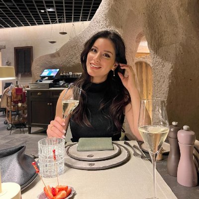 Kimberly11214's profile picture. Old and Fat.