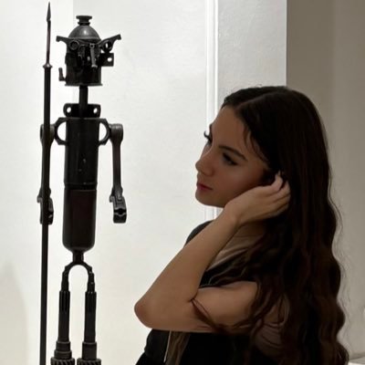 iatieiiiii's profile picture. برای مسائل خیلی خیلی غیر ضروری🩺👩🏻‍⚕️💕💘🐣🧚🏻‍♀️👛🪼🪸✨🍒🩰🧸🛍️🪭