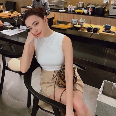 adhitkoclok's profile picture. ☀️ Sunshine mixed with a little hurricane | 📸 Capturing joy | 💃 Manhattan NY i'm 35 years old Single