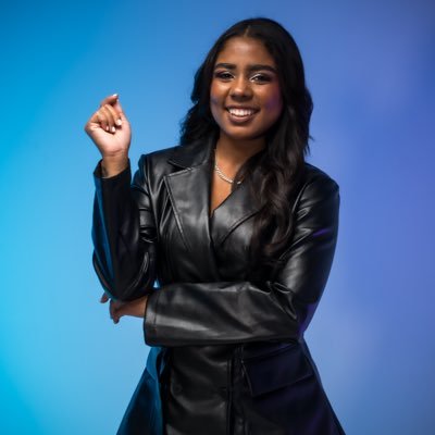 YoinyCedano's profile picture. 🎯Estratega de marketing y negocios digitales |👩🏽‍💻Te ayudo a construir, posicionar y escalar | 🔗Comienza Aquí 👇🏽