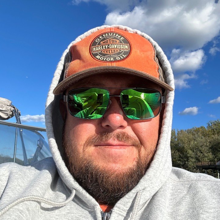K4hSx48700's profile picture. Appels urgents uniquement