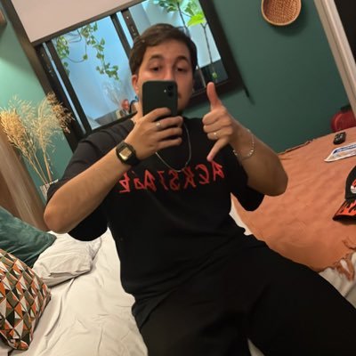 “Tempos difíceis pedem música pesada.” 🔨 antigo “Azygor Kobosil da Silva”