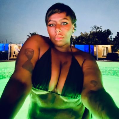 🔞 39yo FEMDOM AWARD Winner, AVN Award Nominee, Urban X Nominee | Omnisexual, Sadomasochist Dominatrix/BNWO Goddess/ Back up @ladycinderbu.