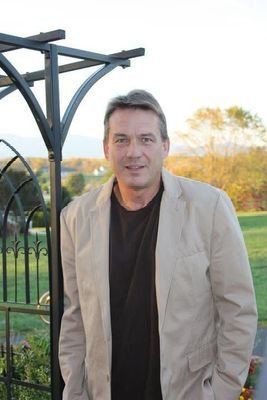 James4714048581's profile picture. 