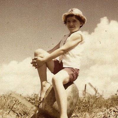 CajunLady_Jo's profile picture. #Christian, #Patriot  #MAGA.  #ProLife  #AmericaFirst 
#RejectSocialism  #StandWithIsrael  #TruthIsPowerful #JesusIsLord  On Truth as: @Tate_Jo  🚫DMs DM=BLOCK!