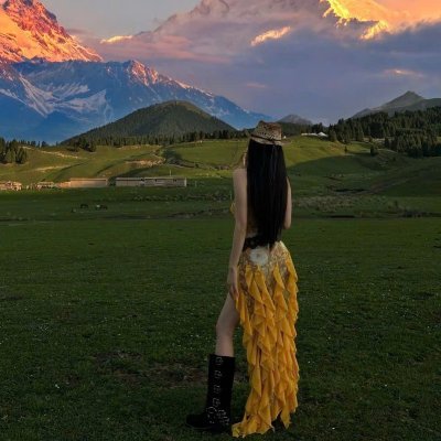 die_nightmare's profile picture. Friendship starts with a smile. And it grows with talking and hanging around, and ends with death😘