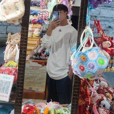 Jackzhang159357's profile picture. 希望能交到知心的好友