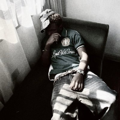 yeahs0sa's profile picture. boy on fire