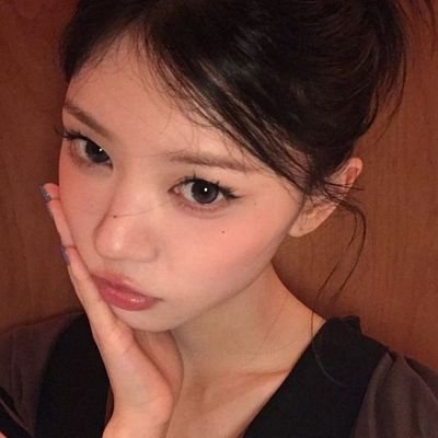 jjanggyuzmios's profile picture. 