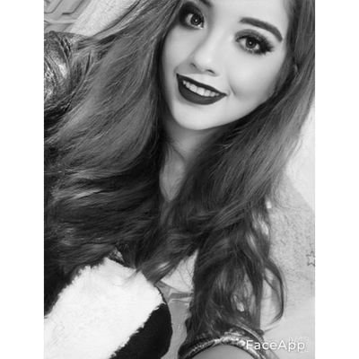 AngelaR28654's profile picture. Nutri. Mtra En Dirección de Empresas de salud.Cosmeatra.Masajista.Mexicana.28 años.💜❤️👋😊